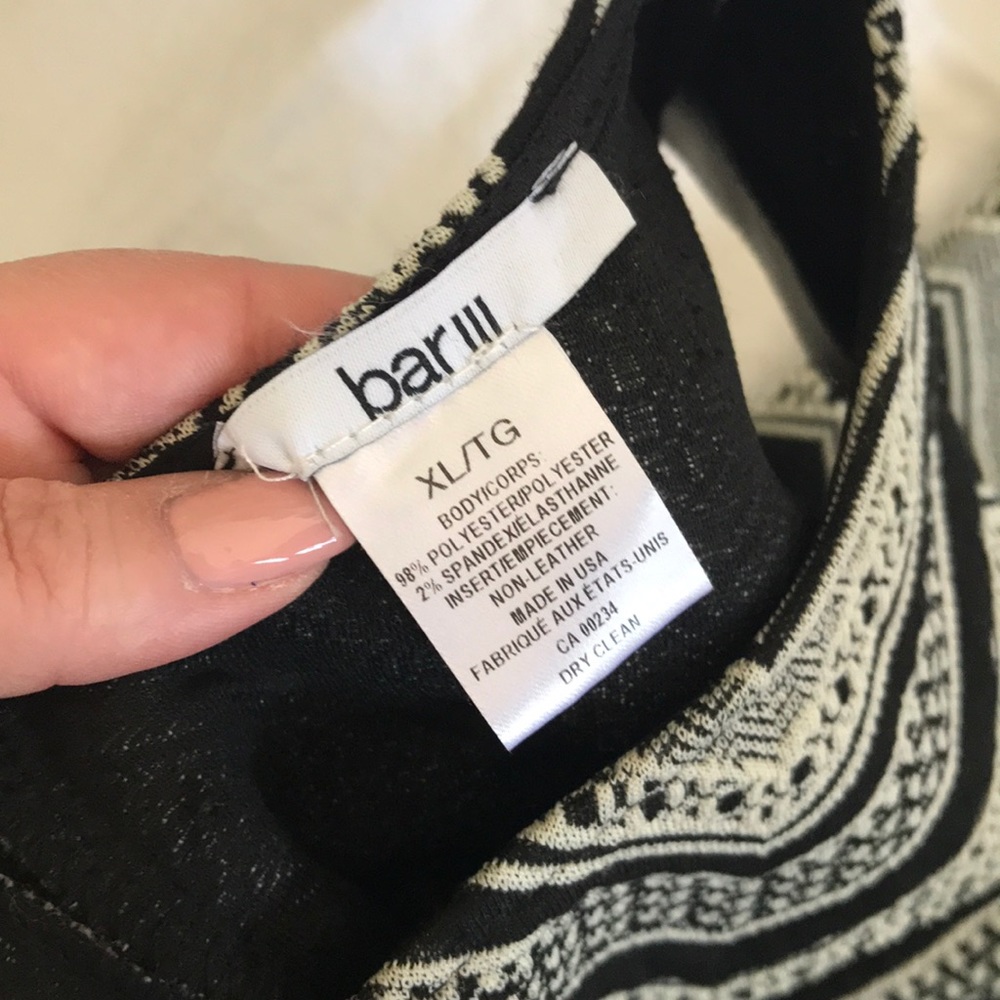 Beautiful Dress - Picture 4 of 4